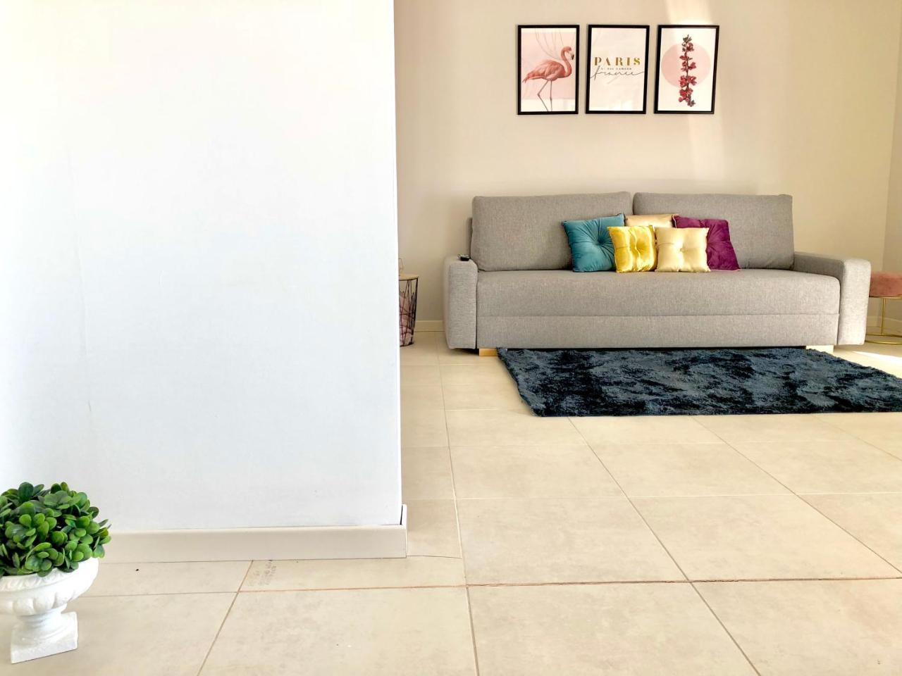 Milano 55 Daire Olbia Dış mekan fotoğraf