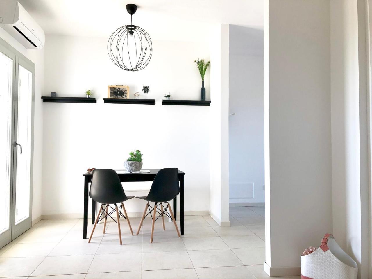 Milano 55 Daire Olbia Dış mekan fotoğraf